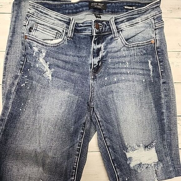 Judy Blue Boyfriend Fit Midrise Jeans Distressed Splatter Ripped Stretchy Sz7/28 - Picture 2 of 15